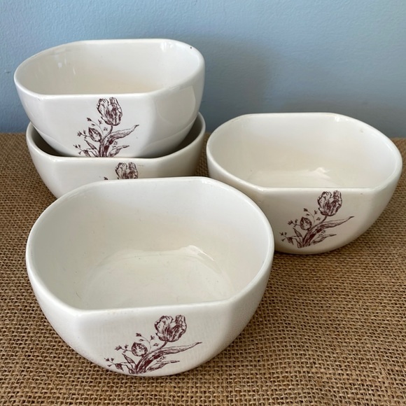Floral pattern Japanese style rice bowls set of 4 white & brown colors - Picture 1 of 3